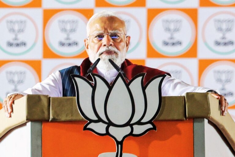 बंगाल चुनाव 2026: वोटिंग के बीच गरजे पीएम मोदी- झालमुड़ी मैंने खायी, झाल टीएमसी को लगी