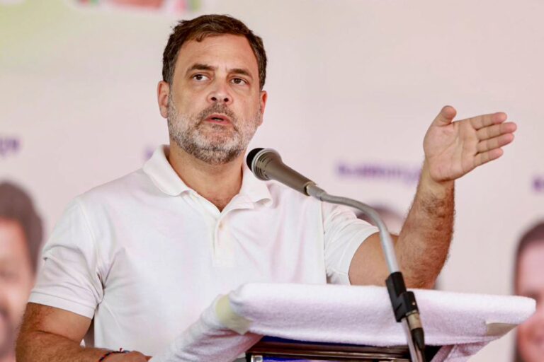 राहुल गांधी ने LPG और पलायन पर सरकार को घेरा, कहा- मोदी सरकार ने देश को दशकों पीछे धकेल दिया