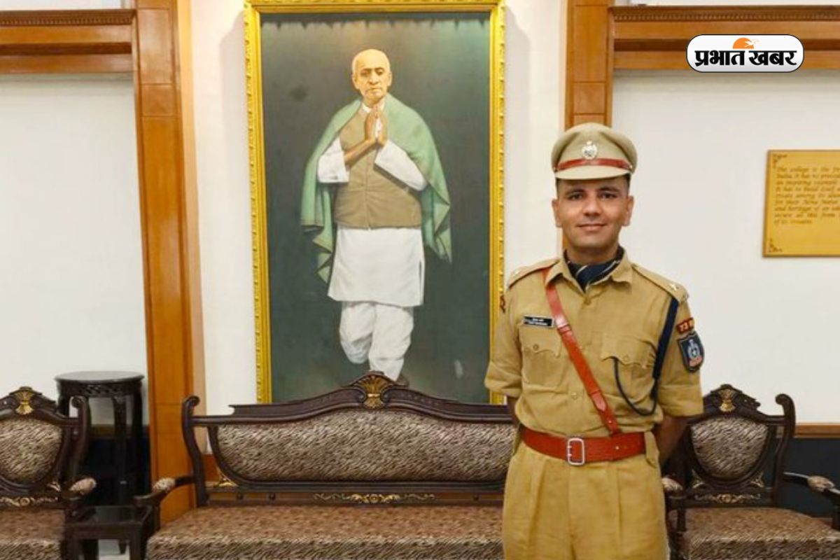 35 बार रिजेक्शन के बाद भी नहीं मानी हार, पहले बने Ips फिर Ias 1 Vijay Vardhan