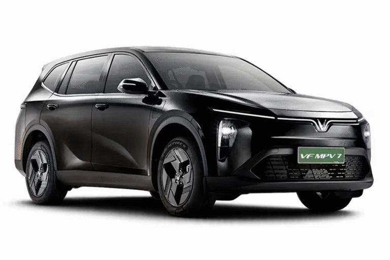 VinFast, Mahindra और Kia आमने-सामने, 7-सीटर EV खरीदने से पहले जानें आपके लिए कौन सही
