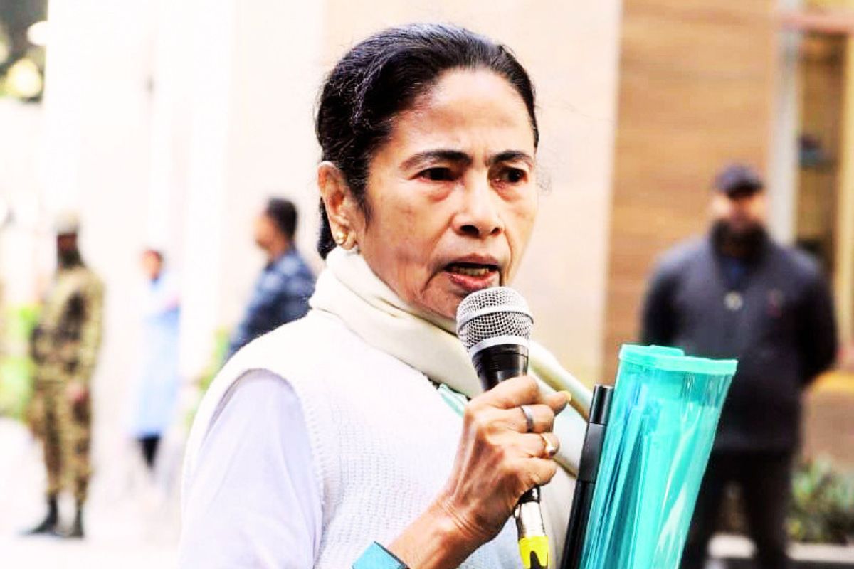 कोयला घोटाले में ED का बड़ा एक्शन, I-PAC डायरेक्टर दिल्ली से गिरफ्तार, अभिषेक बनर्जी ने भाजपा पर हमला बोला कोयला घोटाले में ED का बड़ा एक्शन, I-PAC डायरेक्टर दिल्ली से गिरफ्तार, अभिषेक बनर्जी ने भाजपा पर हमला बोला