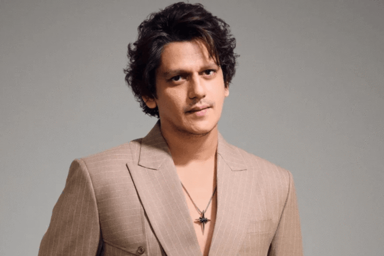 तमन्ना से ब्रेकअप के बाद मिस्ट्री गर्ल संग दिखे विजय वर्मा, तस्वीरों ने मचाई हलचल
