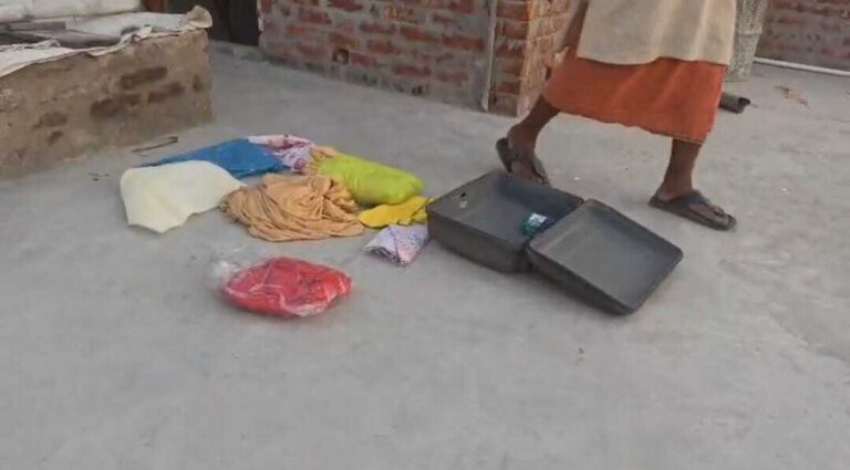 बढ़ूपर में घर से नकदी व जेवरात समेत दो लाख के सामान की चोरी