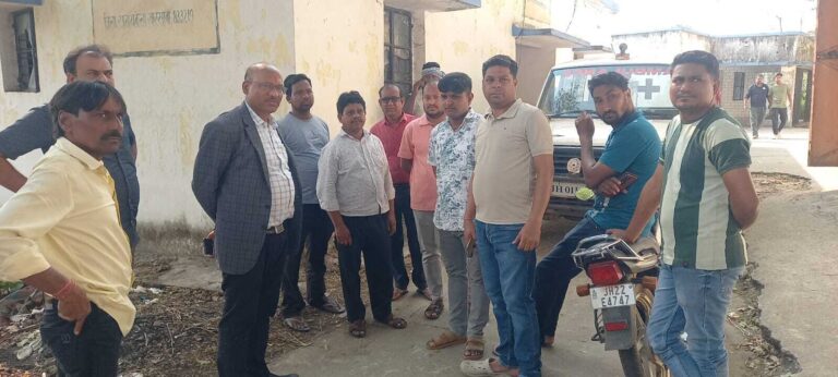 Seraikela Kharsawan News : सरायकेला में मसाला व्यापारी ने फंदे से लटककर की आत्महत्या