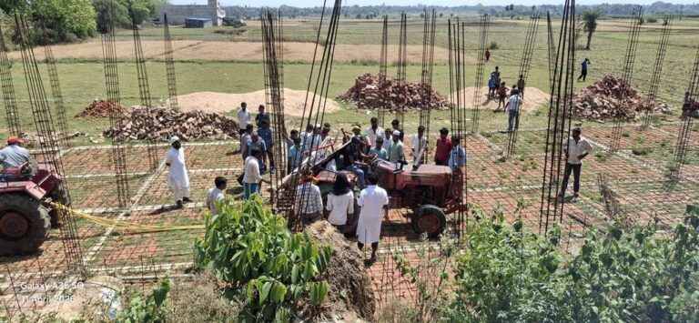 ट्रैक्टर पलटने से युवक की मौत