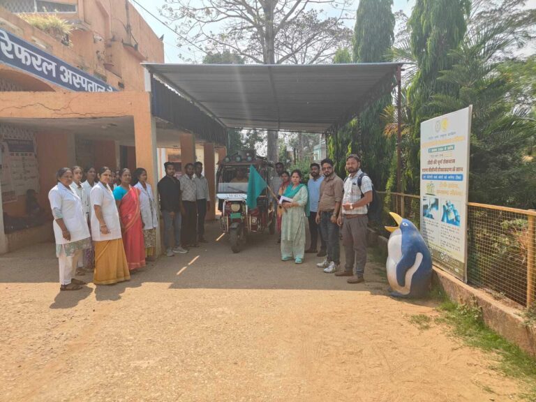 तोरपा से जागरूकता रथ रवाना किया गया