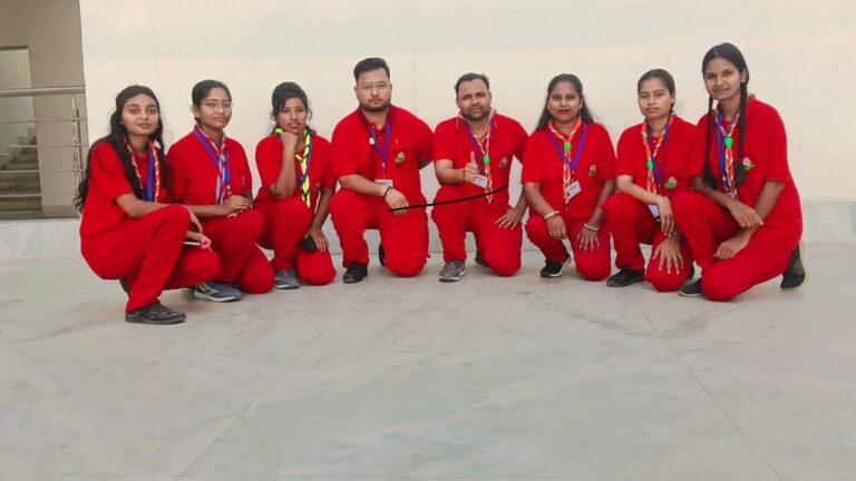 पटना में आयोजित सात दिवसीय आपदा मित्र प्रशिक्षण से लौटे प्रशिक्षणार्थी