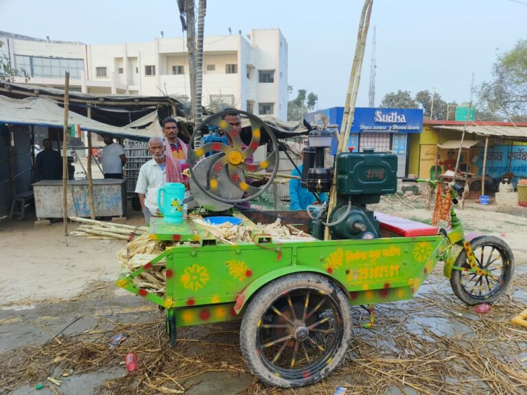 भीषण गर्मी में प्याऊ की व्यवस्था नदारद, राहगीरों के सूख रहे गले