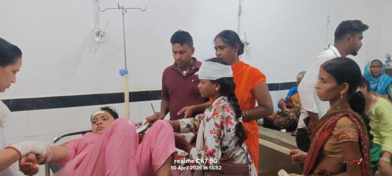 JAMUI बस व ऑटो के टक्कर में दस घायल, दो रेफर