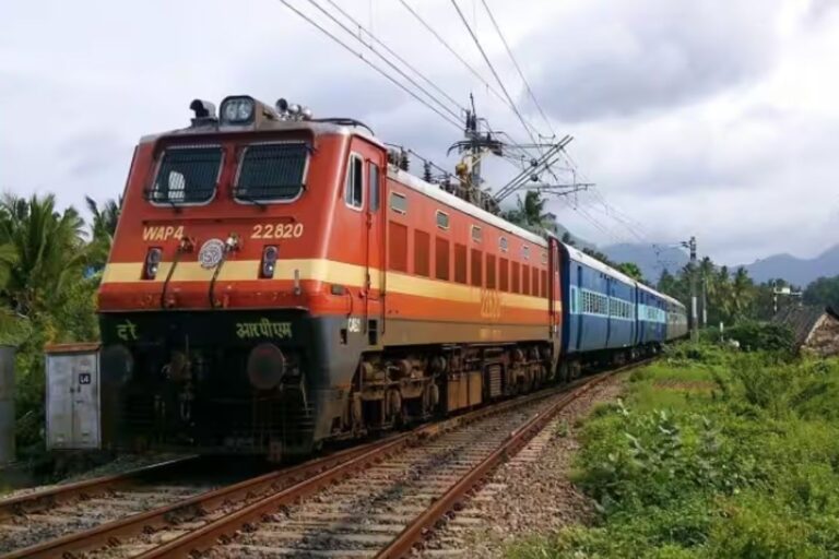 पटना-खोरधा स्पेशल ट्रेन 9 अप्रैल से शुरू, झाझा में रुकेगी, जमुई को नजरअंदाज करने पर बढ़ी नाराजगी