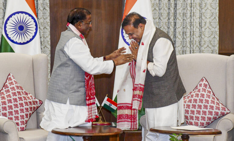 असम: हिमंता बिस्वा सरमा ने दिया इस्तीफा, जानें कब होगा नई सरकार का गठन
