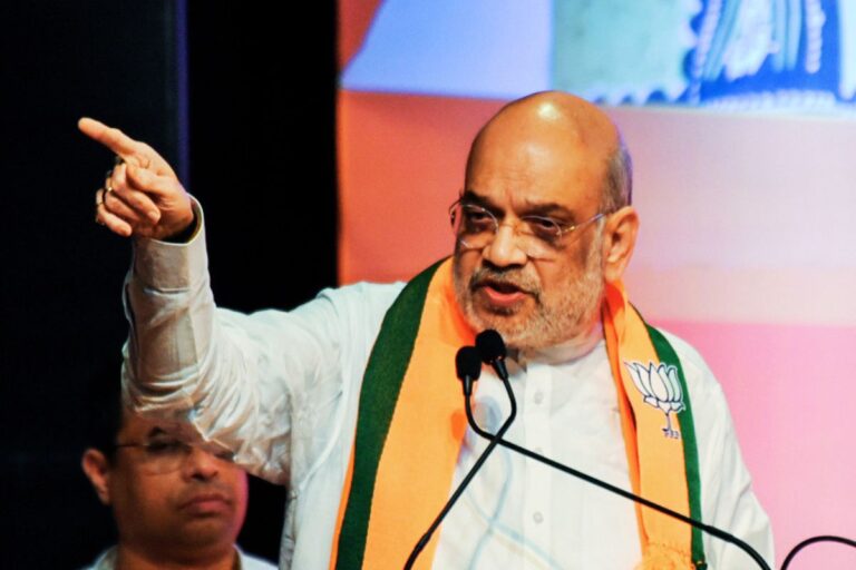 अमित शाह का बड़ा ऐलान- बंगाल में घुसपैठ और मवेशी तस्करी पर अब परमानेंट ब्रेक, अपराधी जायेंगे जेल