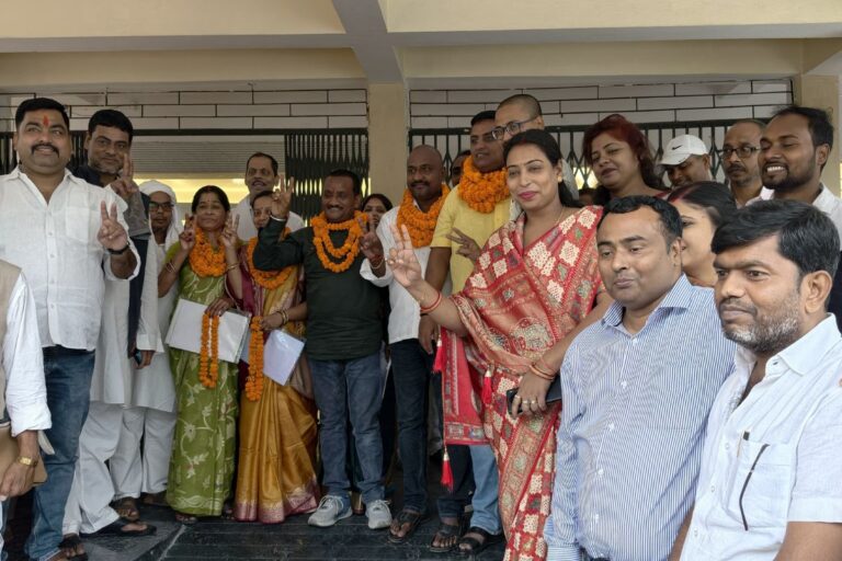 हाजीपुर नगर परिषद में सशक्त स्थाई समिति के सभी, पांच सदस्य निर्विरोध निर्वाचित