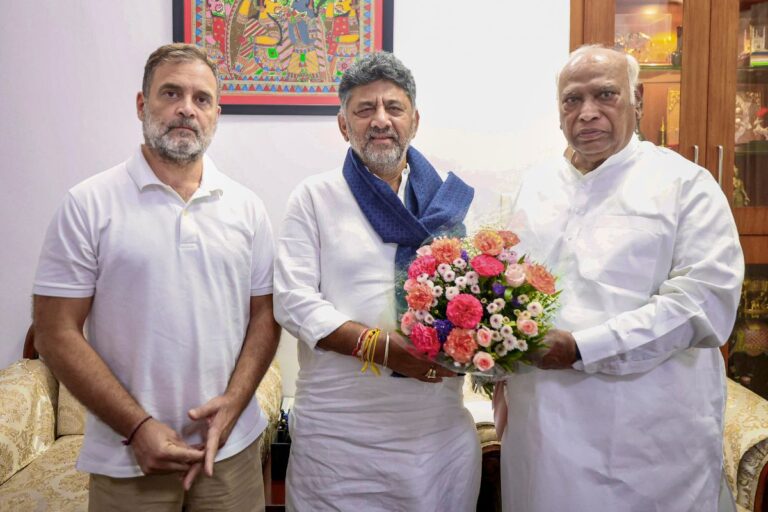 कर्नाटक: डीके शिवकुमार समेत नए मंत्रियों पर लग सकती है मुहर! आज होगी CLP की बैठक