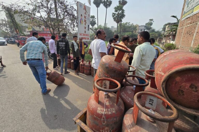 LPG कंज्यूमर्स जल्द कराएं ई-केवाईसी, नहीं तो जून के बाद रुक सकती है सब्सिडी