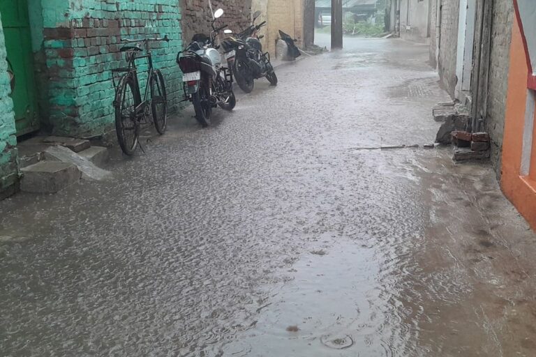 मुंगेर में झमाझम बारिश से बदला मौसम, भीषण गर्मी से लोगों को मिली बड़ी राहत