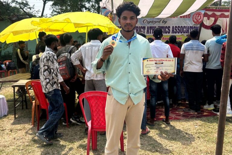 800 मीटर दौड़ में रसूलपुर के लाल का जलवा, जिला प्रतियोगिता में अखिलेश कुमार ने मारी बाजी