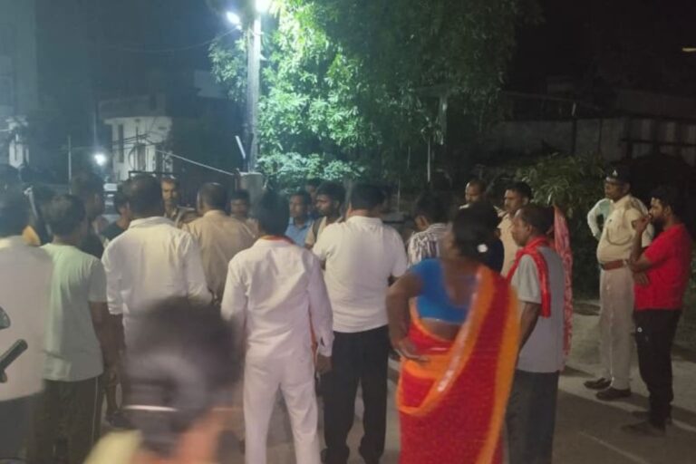 गया में भारी बवाल, मारपीट में घायल युवक ने तोड़ा दम, मौत के बाद ग्रामीणों का फूटा गुस्सा