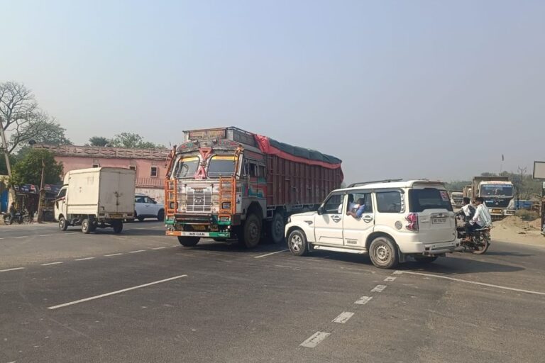 छपरा-सोनपुर फोरलेन पर बढ़ रहे सड़क हादसे, खतरनाक चौराहे बन रहे हादसों का कारण