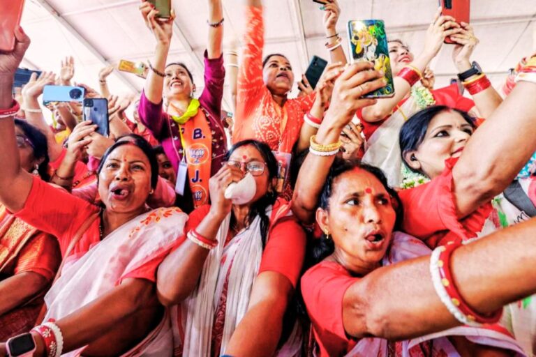 ब्यूटी पार्लर वाली दीदी और RSS की खामोश गूंज, जानें कैसे भाजपा ने ममता के किला को ढाहने के लिए बिछाया माइक्रो-कैंपेन का जाल