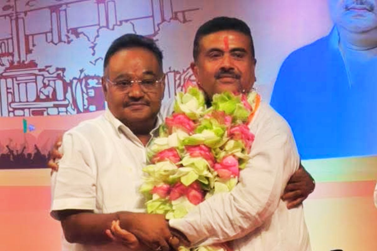 शुभेंदु अधिकारी पश्चिम बंगाल में भाजपा के पहले मुख्यमंत्री बनेंगे, विधायकों ने चुना अपना नेता, अमित शाह ने की घोषणा 2 Suvendu Adhikari New Chief Minister Of West Bengal Bjp Legislative Party Leader Elected News Samik Bhattacharya