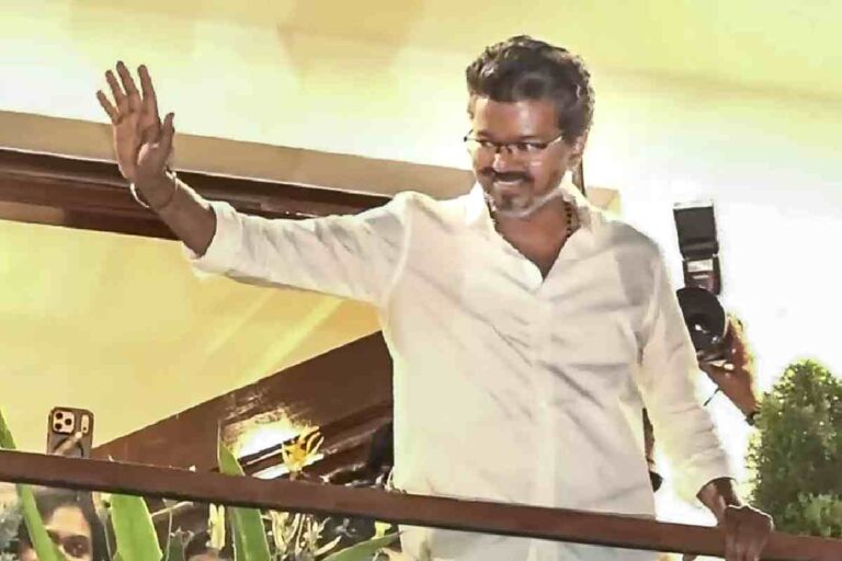 तमिलनाडु में DMK या AIADMK सरकार बनने पर TVK के सभी 107 विधायक इस्तीफा देंगे?