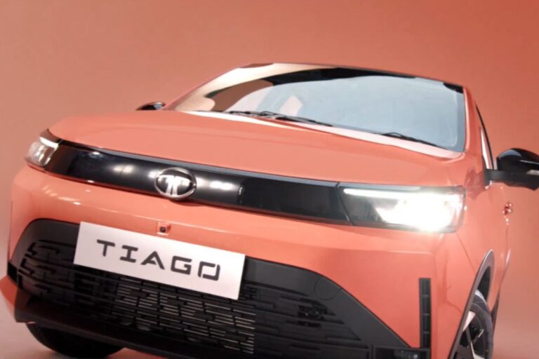 Tata Tiago CNG AMT 2026: पहली बार इस सेगमेंट में मिले Paddle Shifters, जानें क्या है खास