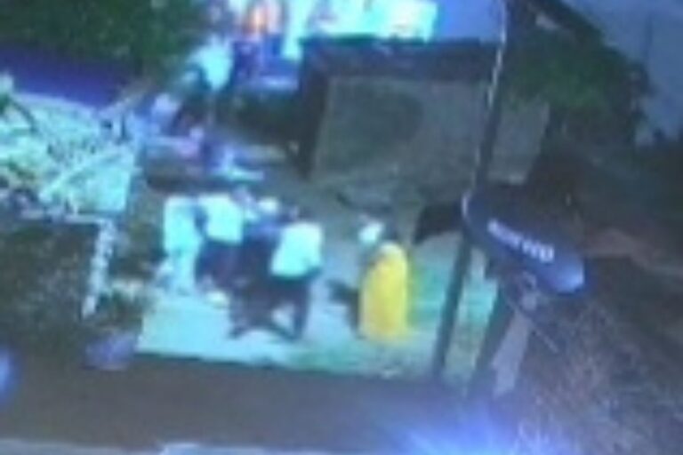नालंदा में जेल से छूटते ही पुरानी रंजिश में आरोपी ने पति-पत्नी को पीटा, CCTV में कैद हुई पूरी वारदात