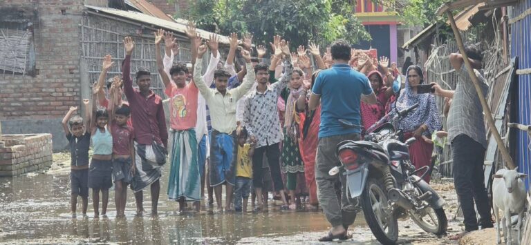 KATIHAR NEWS : निमौल पंचायत के ग्रामीणों को नहीं मिल रही सड़क की सुविधा