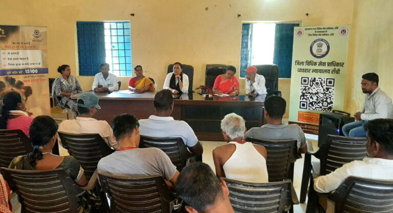 चोरया में डालसा का जागरूकता कार्यक्रम