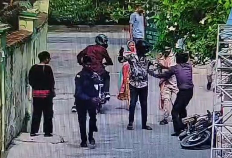 समनपुरा में पिस्टल का भय दिखा दंपती से दिनदहाड़े छीनी सोने की चेन
