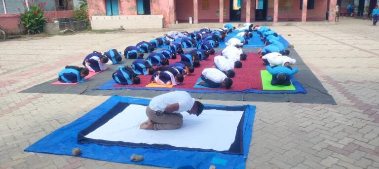 अंतरराष्ट्रीय योग दिवस को ले एसएसबी का जागरूकता अभियान, विद्यार्थियों ने किया योगाभ्यास