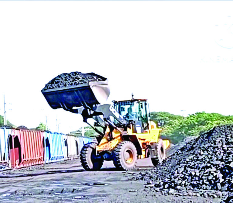 बदला निजाम, फिर भी बना रहना चाहता है सिंडिकेट राज