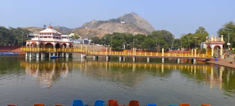 BANKA : जिले के मंदिरों में आज का दर्शन