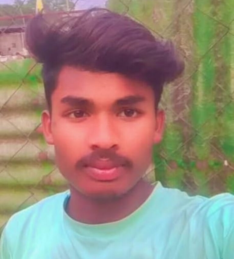सड़क दुर्घटना  में युवक की मौत