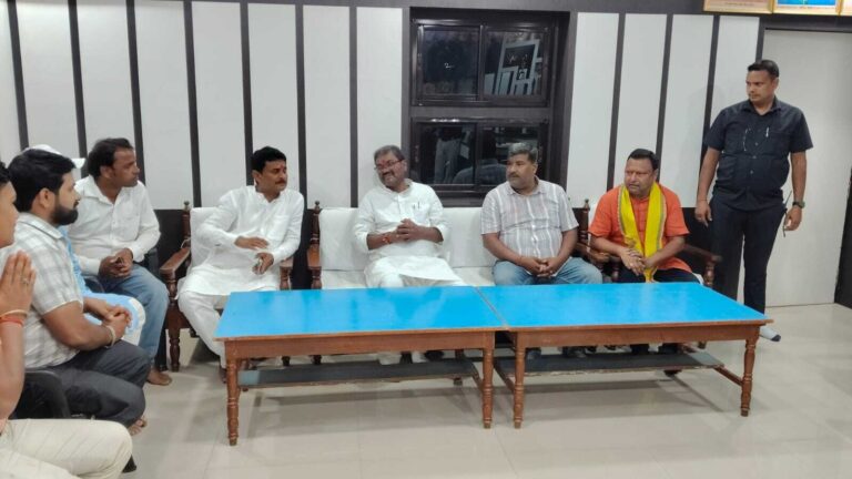 बिहार को बनाना है समृद्ध : प्रभारी मंत्री
