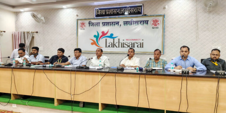 सहयोग शिविर में नहीं चलेगी ढिलाई, 10 दिन में निपटायें आवेदन : डीएम