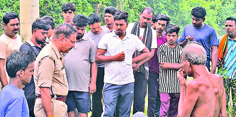 Giridih News : मां से बात करने के बाद स्वीच ऑफ हो गया था पायल का मोबाइल