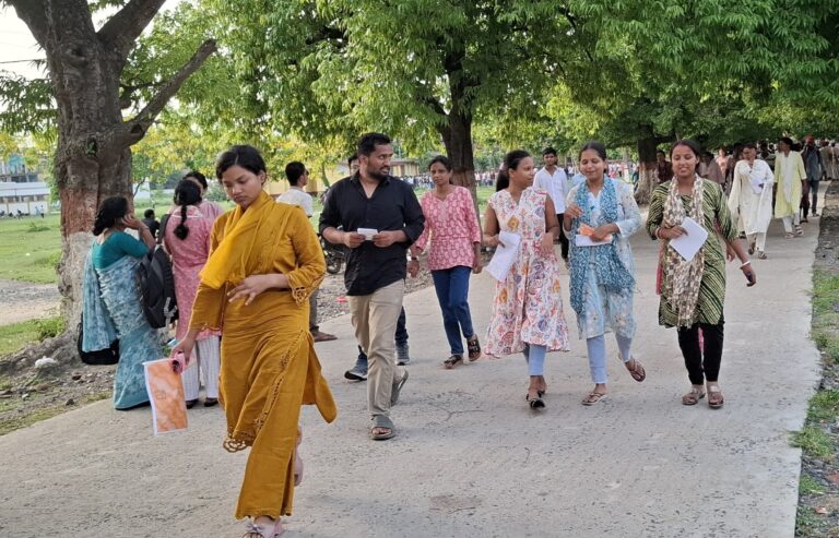 दारोगा की मुख्य लिखित परीक्षा में 3583 परीक्षार्थी हुए शामिल