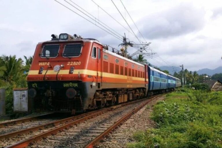 बिहार होकर चलने वाली कई ट्रेनें रद्द, कई के बदले रूट, सफर से पहले जरूर देखें लिस्ट
