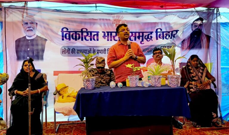 जमुई के ककनचौर व मोहनपुर पंचायत में सहयोग शिविर आयोजित, प्रभारी सचिव ने सुनीं जन समस्याएं