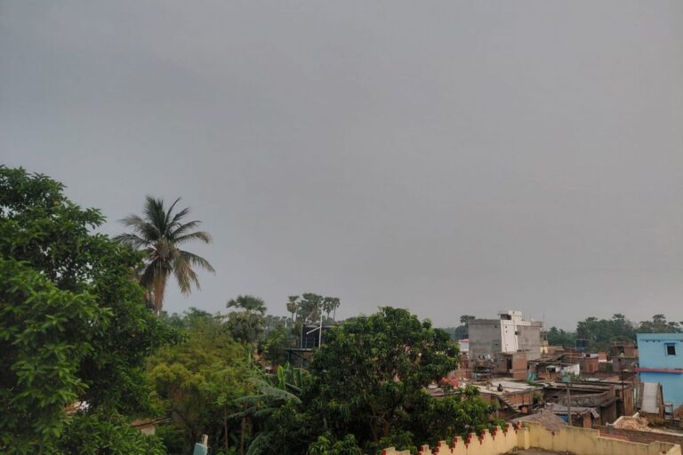 बांका में 22 जून तक आंधी-बारिश का अलर्ट, 60 KMPH की रफ्तार से चल सकती हैं हवाएं