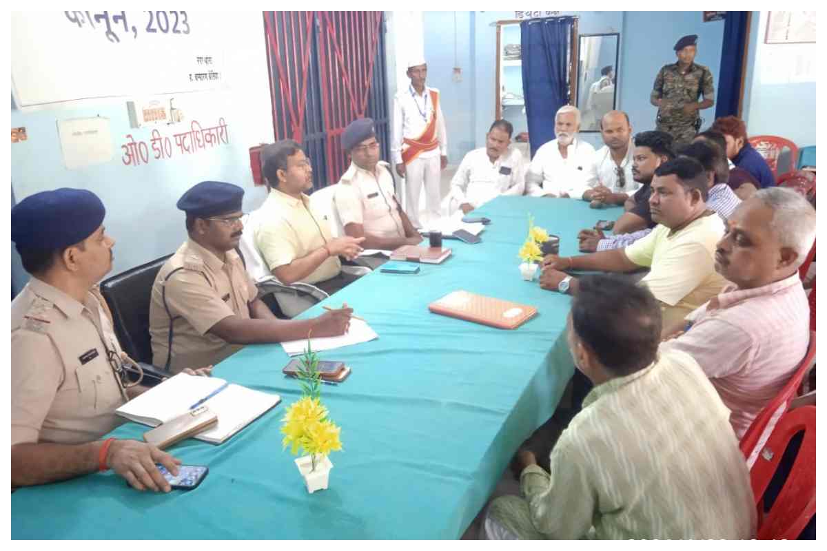 मुहर्रम को लेकर प्रशासन सख्त, बिना लाइसेंस नहीं निकलेगा जुलूस 1 Bettiah Muharram Meeting Peace Committee Guidelines Issued 2