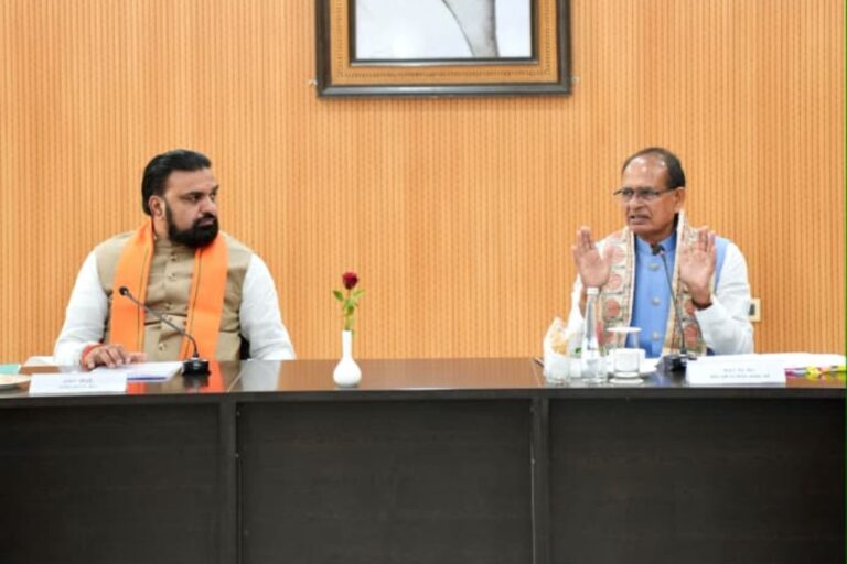 30 जून से पहले मिलेगी मनरेगा की राशि, बिहार की जीविका दीदियां बनेंगी लखपति, केंद्र और राज्य सरकार ने दिए ये भी गिफ्ट