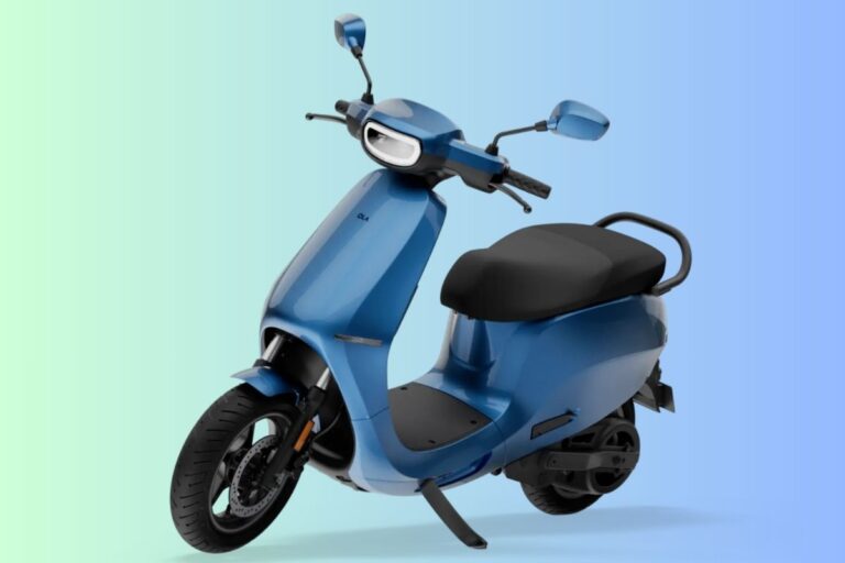 ₹1 Lakh EV: रोज 40 KM चलने वालों के लिए बेस्ट है यह इलेक्ट्रिक स्कूटर, हर महीने बचाएगा ₹3000