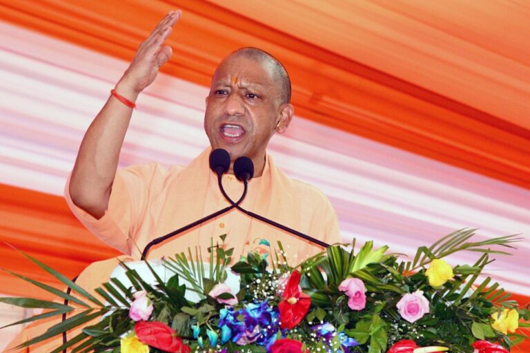मुरादाबाद को सीएम योगी ने दी 365 करोड़ की सौगात, बोले-समाजवादी पार्टी की सोच बाबरी वाली