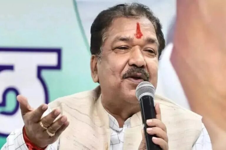 घूसखोर अधिकारियों पर बिहार राजस्व विभाग का एक्शन, 70 पर कार्रवाई, 17 सस्पेंड