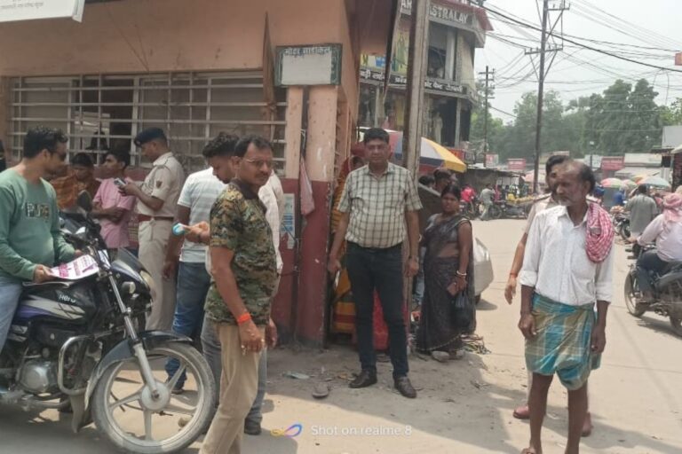 हाजीपुर में ट्रैफिक नियम तोड़ने वालों पर प्रशासन सख्त, एक माह में 2659 वाहनों पर कार्रवाई, लाखों का जुर्माना