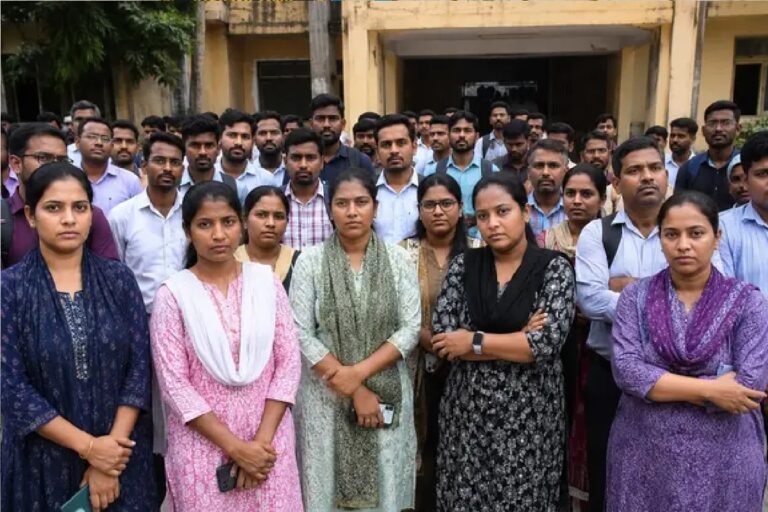 हजारीबाग के आउटसोर्सिंग कर्मचारियों को राहत, बकाया वेतन भुगतान के साथ मिला अनुबंध विस्तार