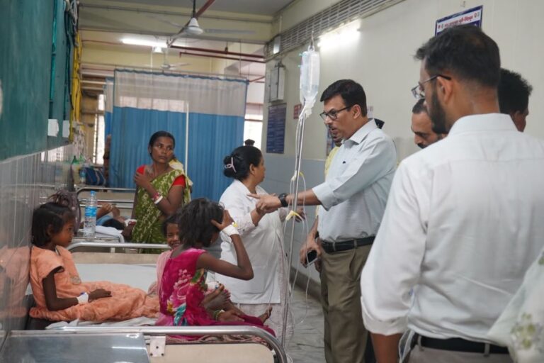 जमशेदपुर में ब्रेन मलेरिया को लेकर एक्टिव हुआ प्रशासन, DC ने अस्पतालों का जायजा लेकर दिए सख्त निर्देश